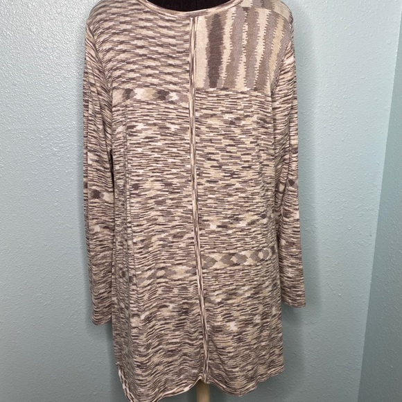 Catherine’s Plus Size Blouse - Picture 2 of 6